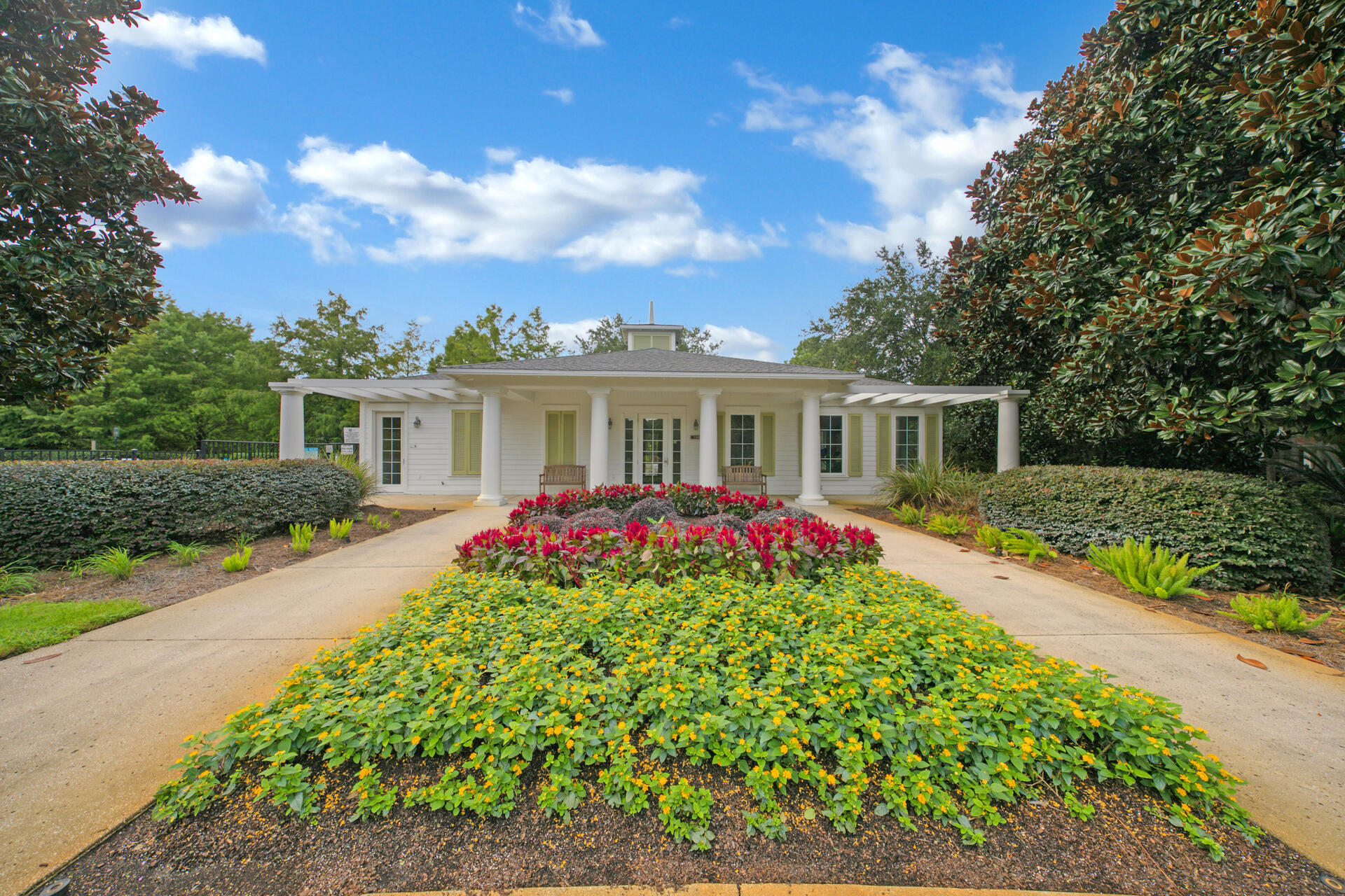LAUREL GROVE - Residential
