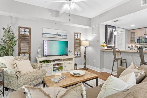 Photo of 9300 Baytowne Wharf Boulevard #UNIT 313, Miramar Beach, FL 32550 (MLS # 970289)