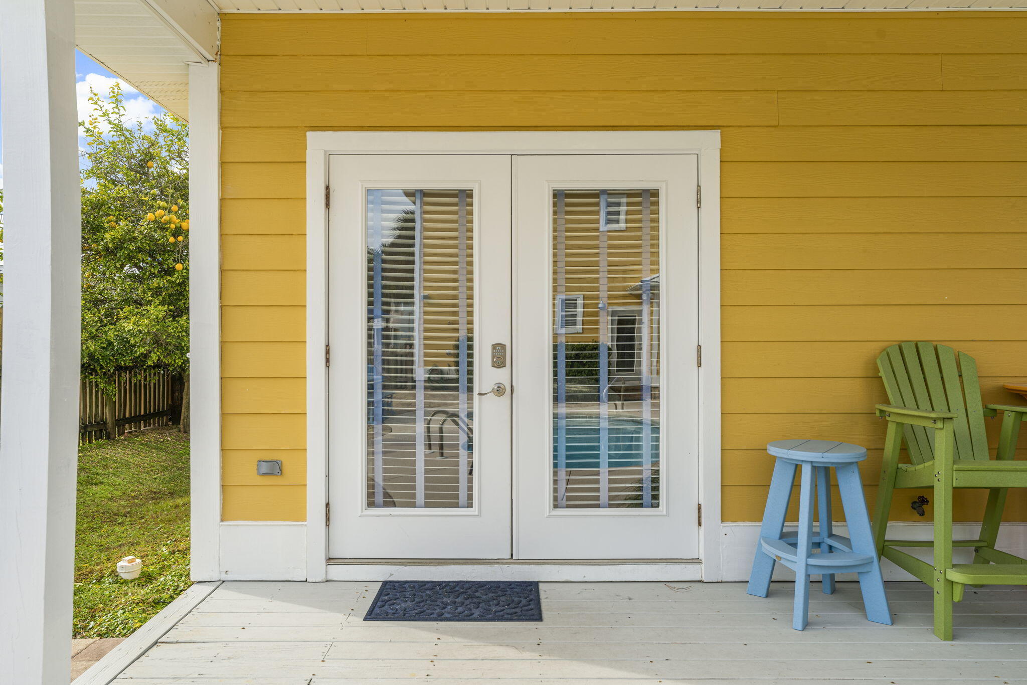 CRYSTAL BEACH - Residential