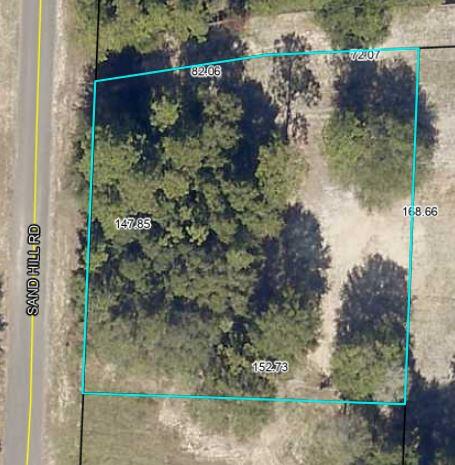 What a perfect location to build your dream home or spec house! You'll feel like you're living in the country, yet you're super convenient to town. This level .56 acre lot is perfect for your building plans on a paved road. Plus, there are 2 additional lots available if you want to build a large home or 3 homes! Surveys available! Grab your builder and make your house dreams a reality. See also MLS# 948178 and MLS# 952407