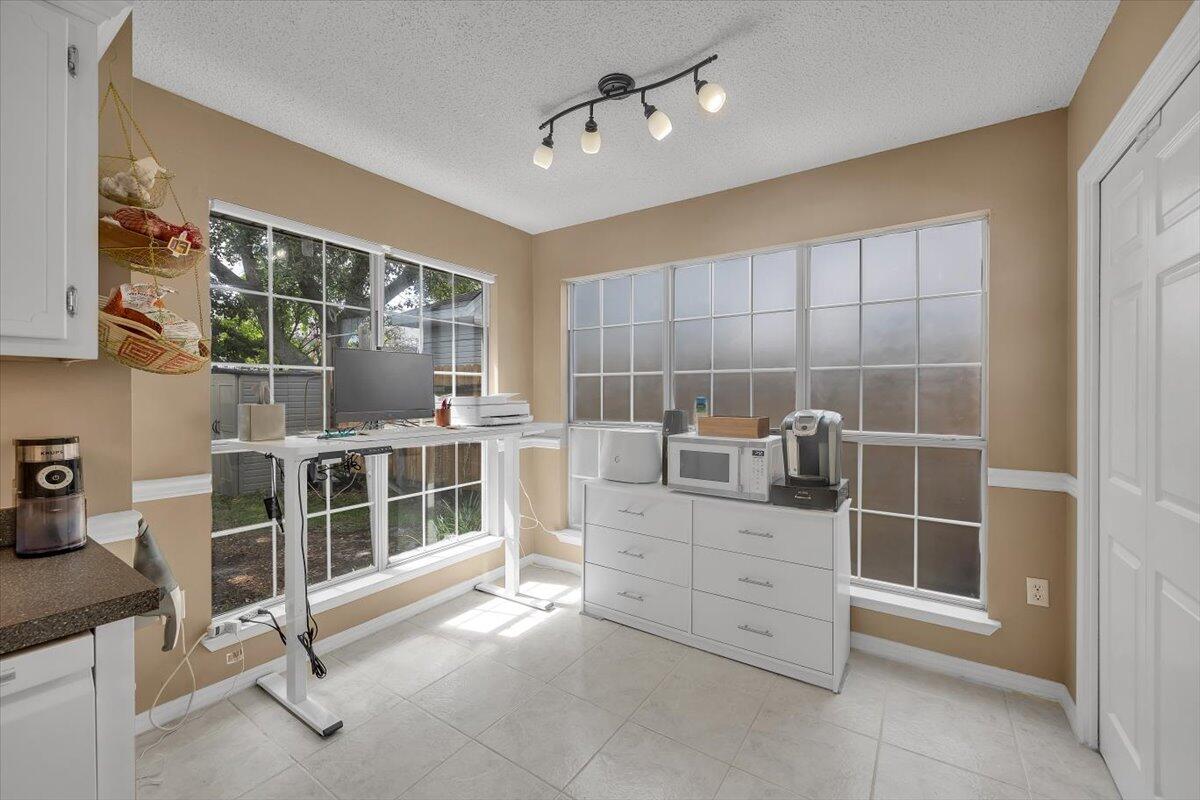 SANDY RIDGE ESTATES - Residential