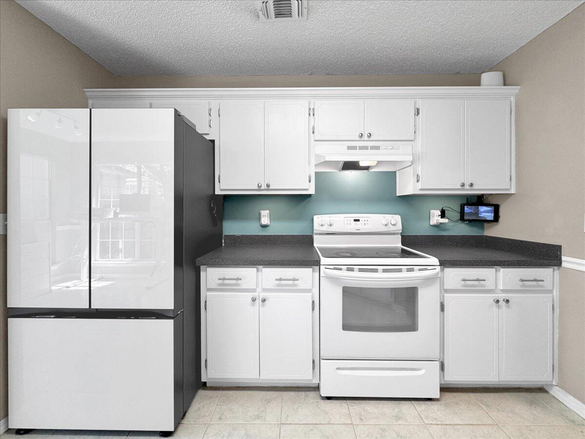 SANDY RIDGE ESTATES - Residential