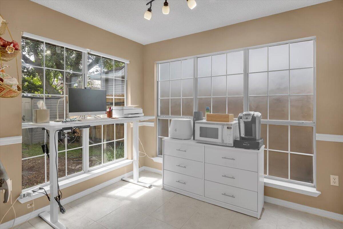 SANDY RIDGE ESTATES - Residential