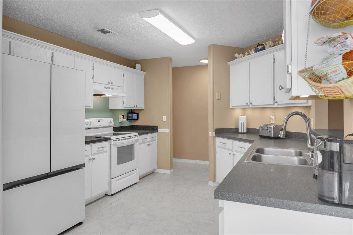 SANDY RIDGE ESTATES - Residential