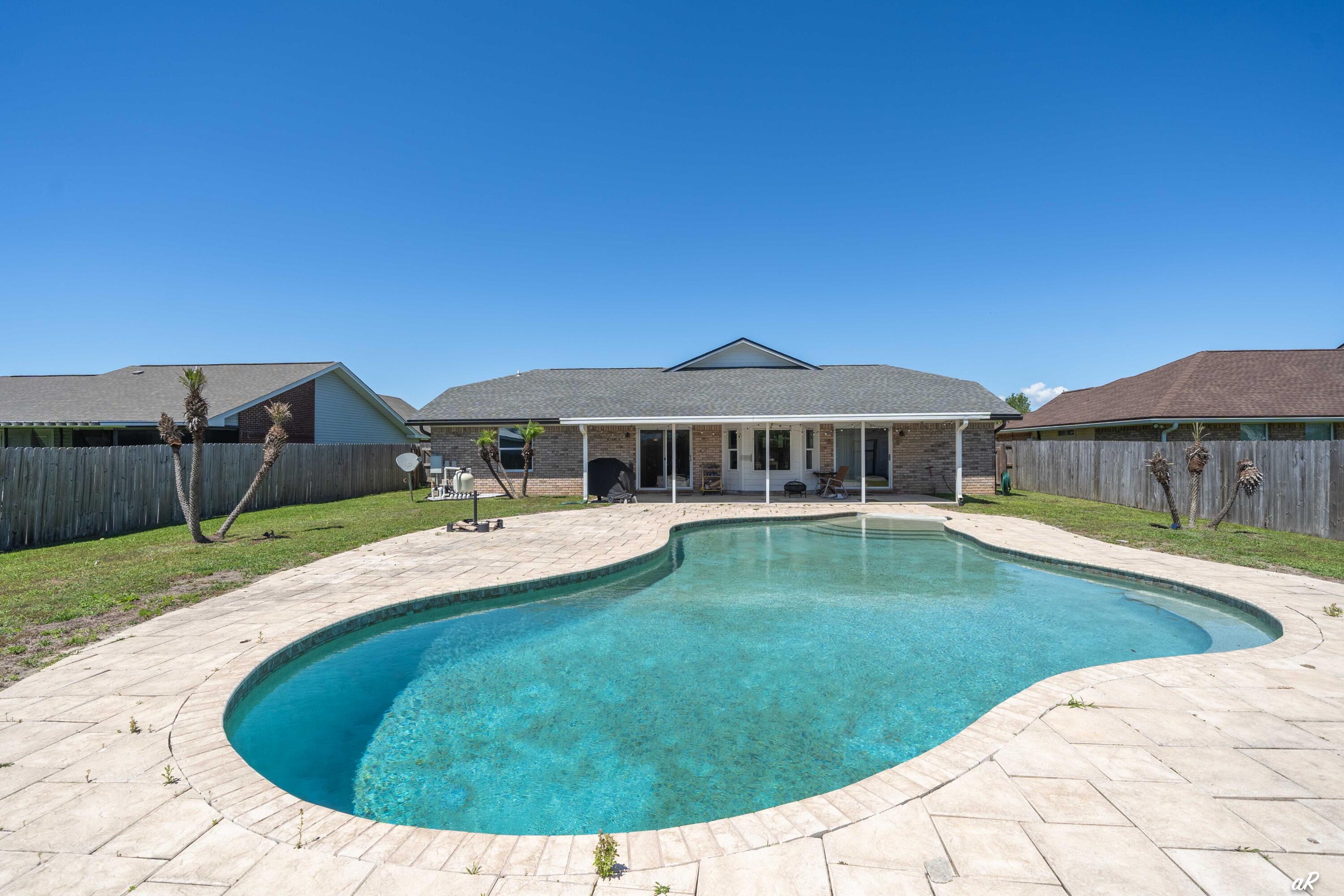 DERBY WOODS - Residential
