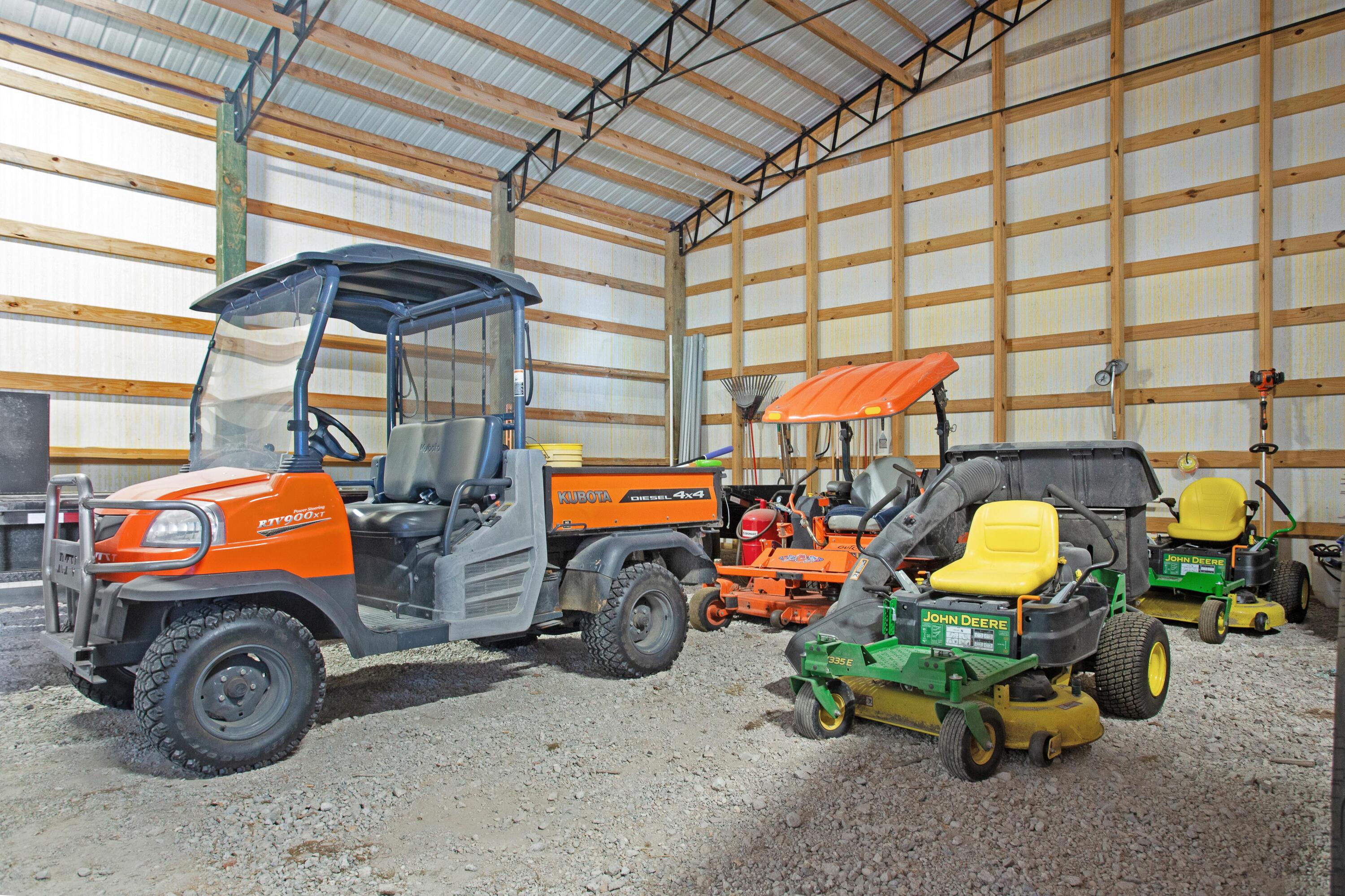 STABLES AT SANDY PINE - Residential