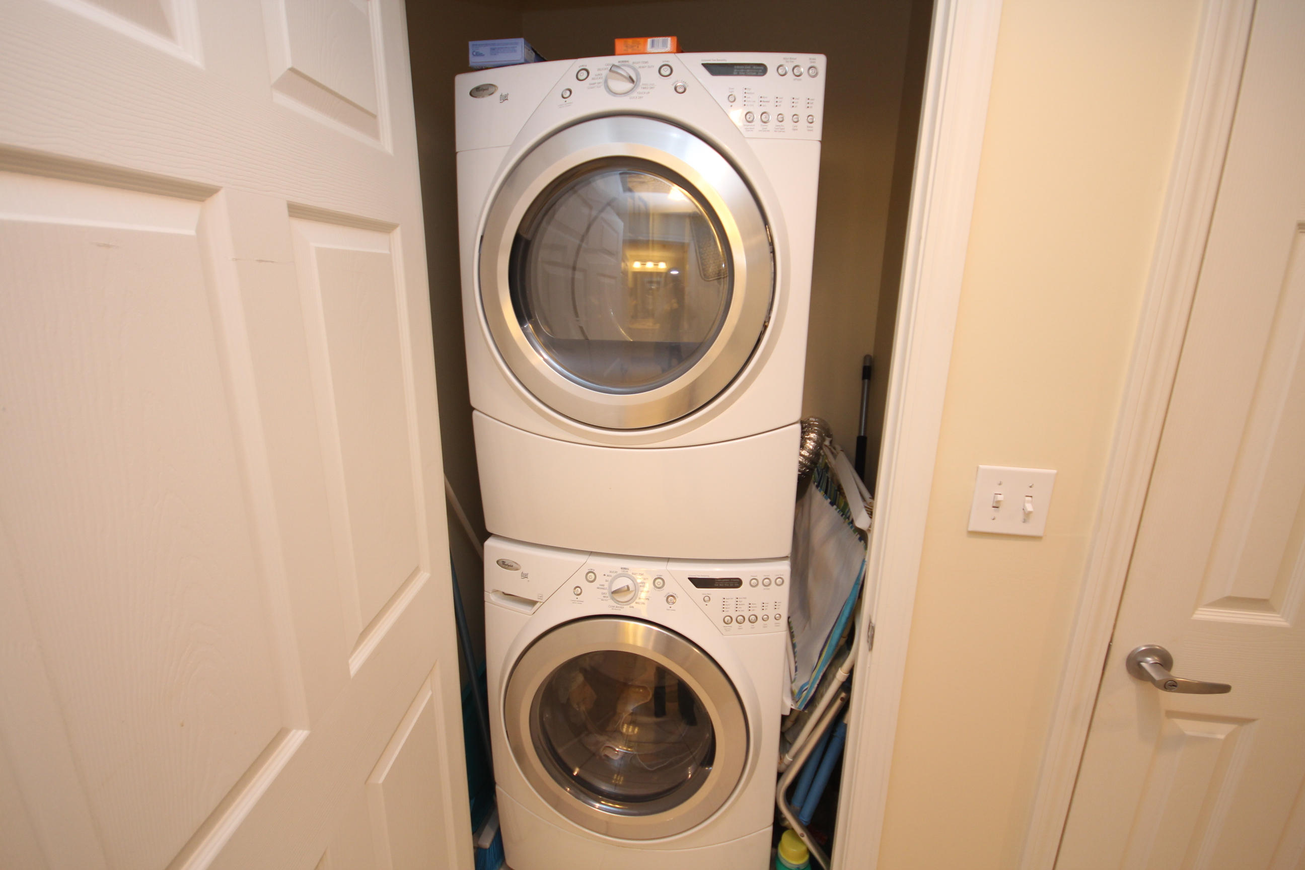 STERLING REEF - Residential