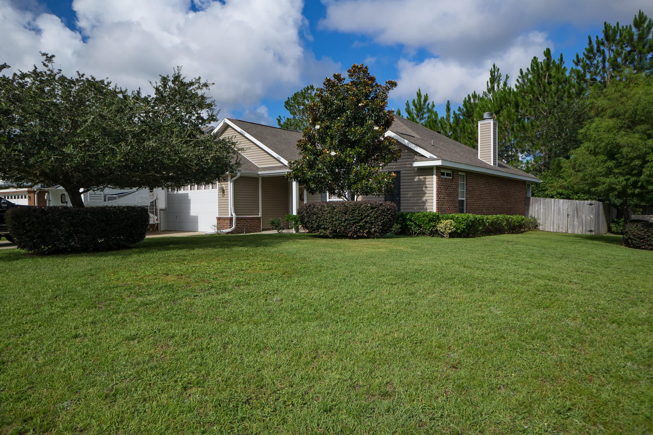 SHADOW PINES - Residential