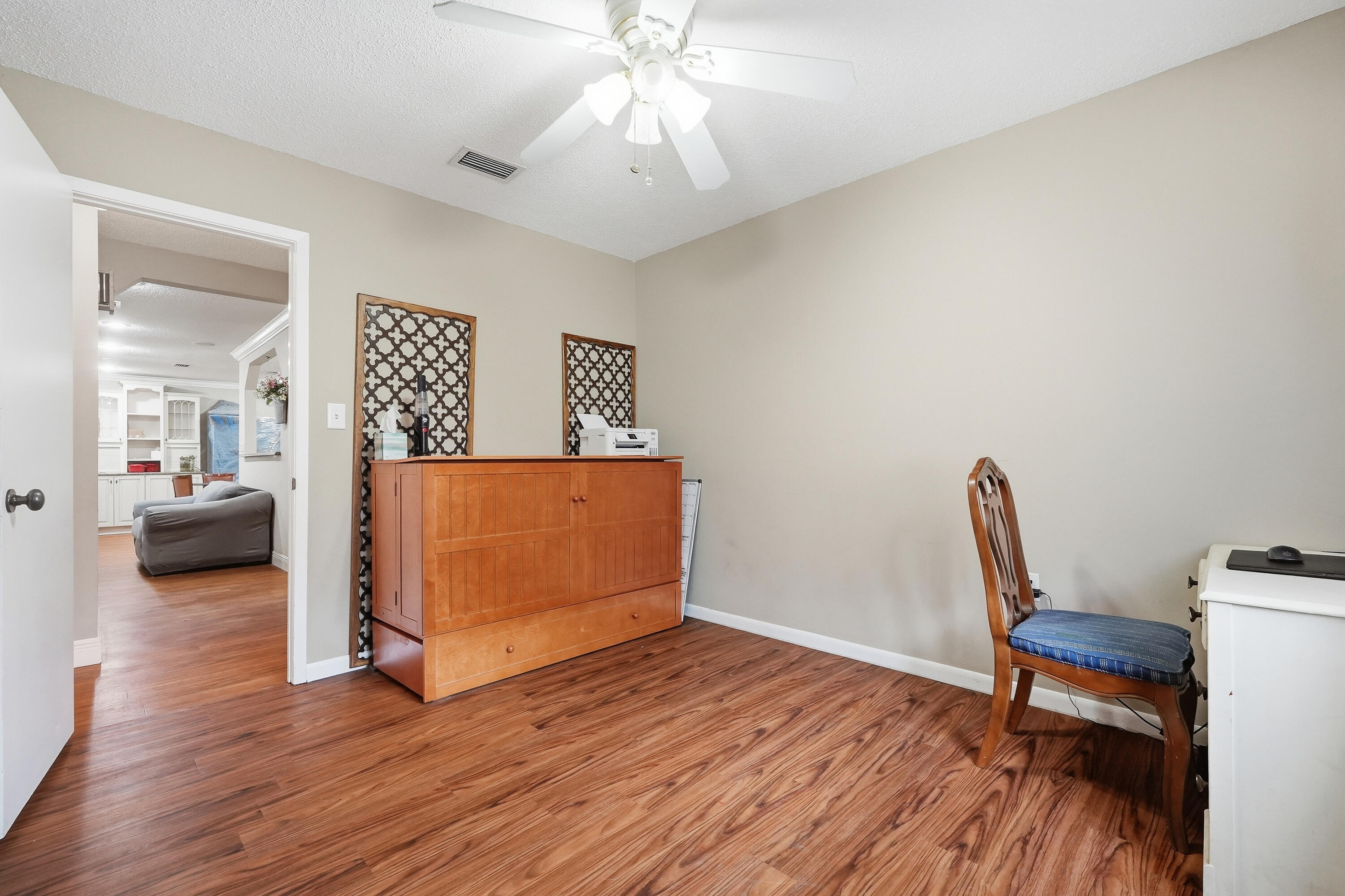 VICTORIA GARDENS 3 - Residential