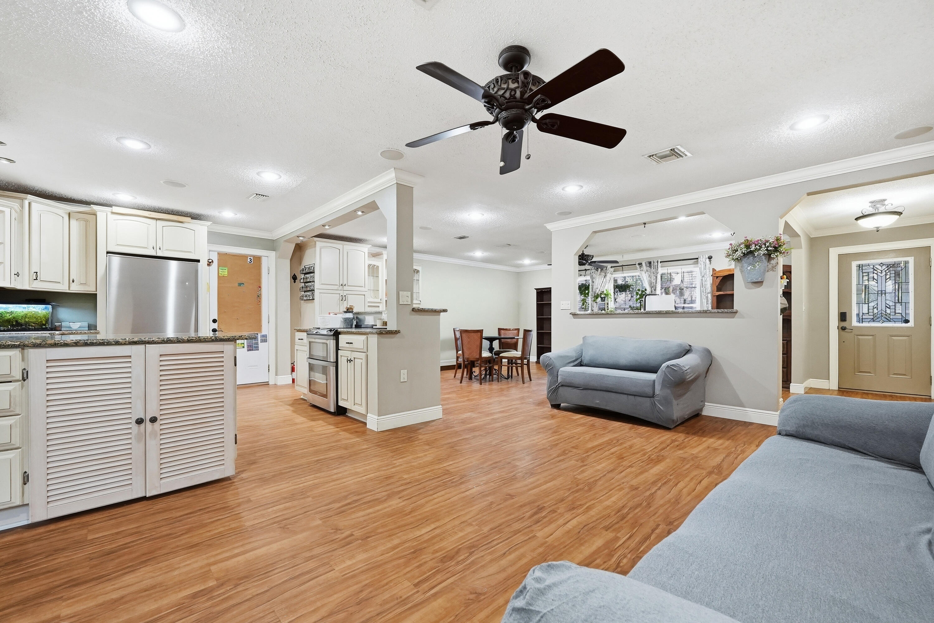 VICTORIA GARDENS 3 - Residential