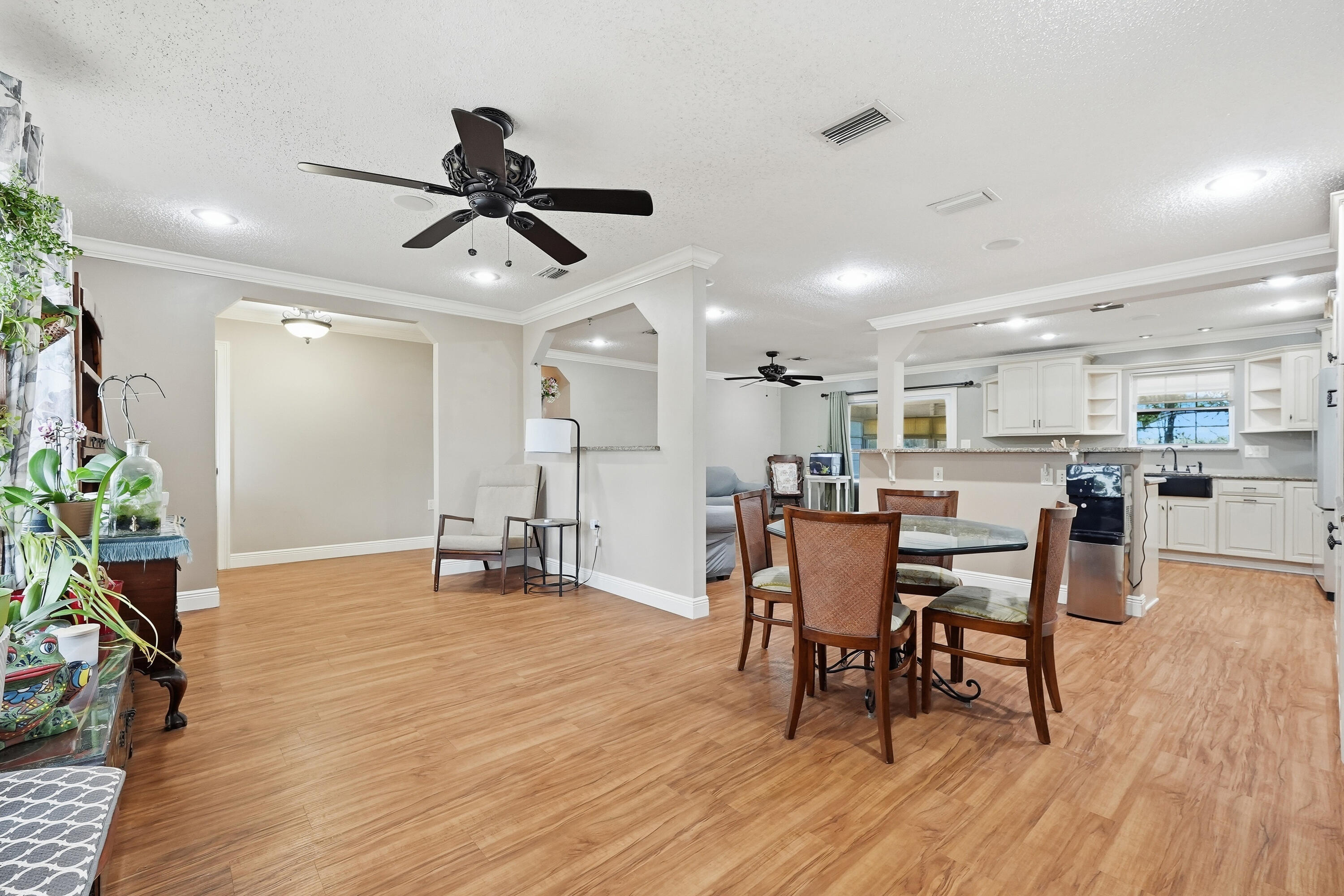 VICTORIA GARDENS 3 - Residential