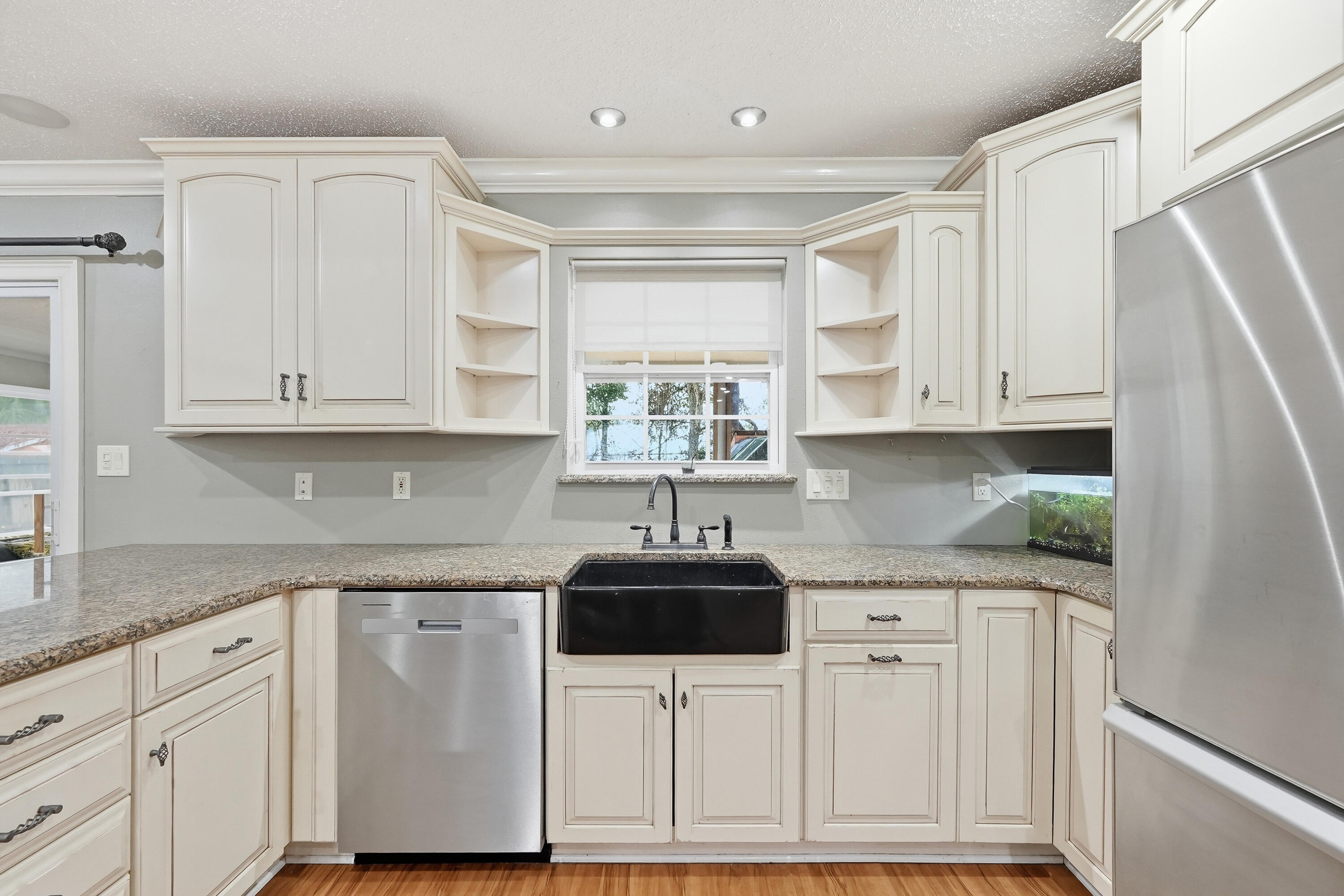 VICTORIA GARDENS 3 - Residential