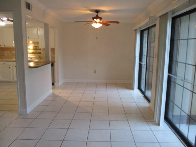 HIDDEN COVE T/H - Residential