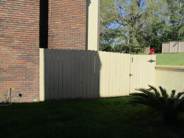 HIDDEN COVE T/H - Residential