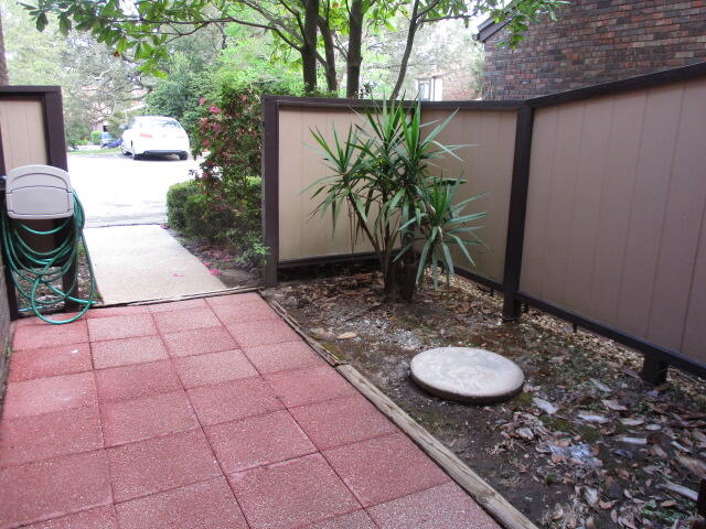 HIDDEN COVE T/H - Residential