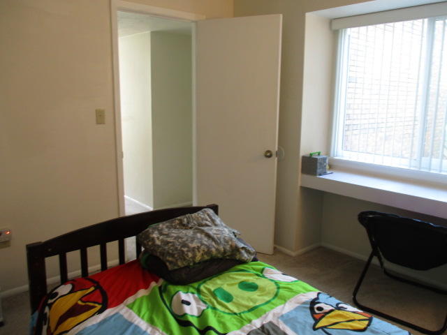 HIDDEN COVE T/H - Residential