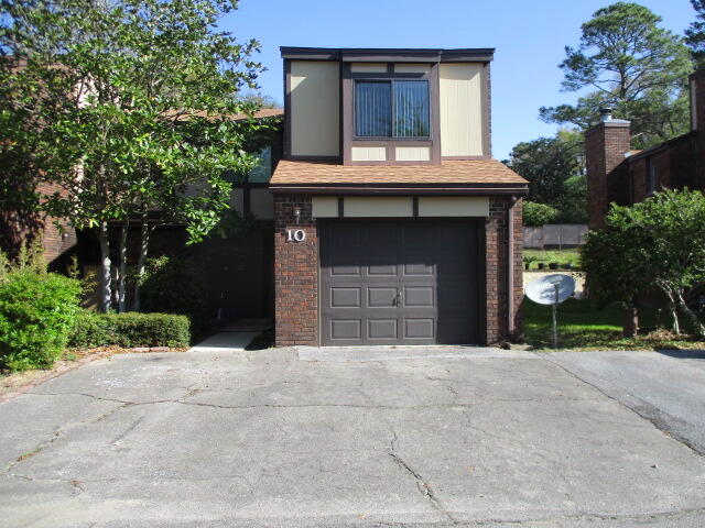 HIDDEN COVE T/H - Residential