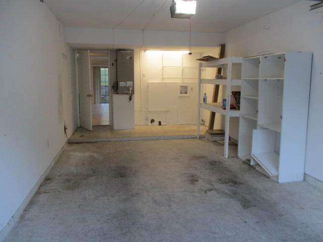 HIDDEN COVE T/H - Residential