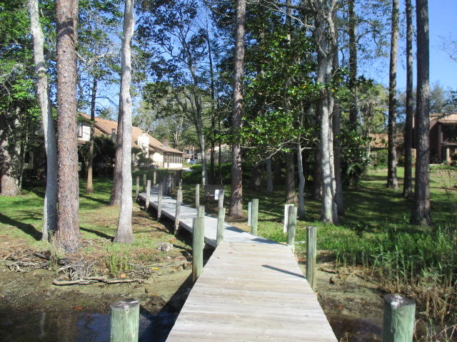 HIDDEN COVE T/H - Residential