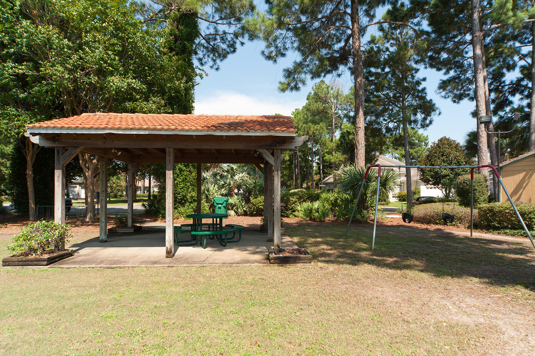 EMERALD LAKES PH 1 - Residential