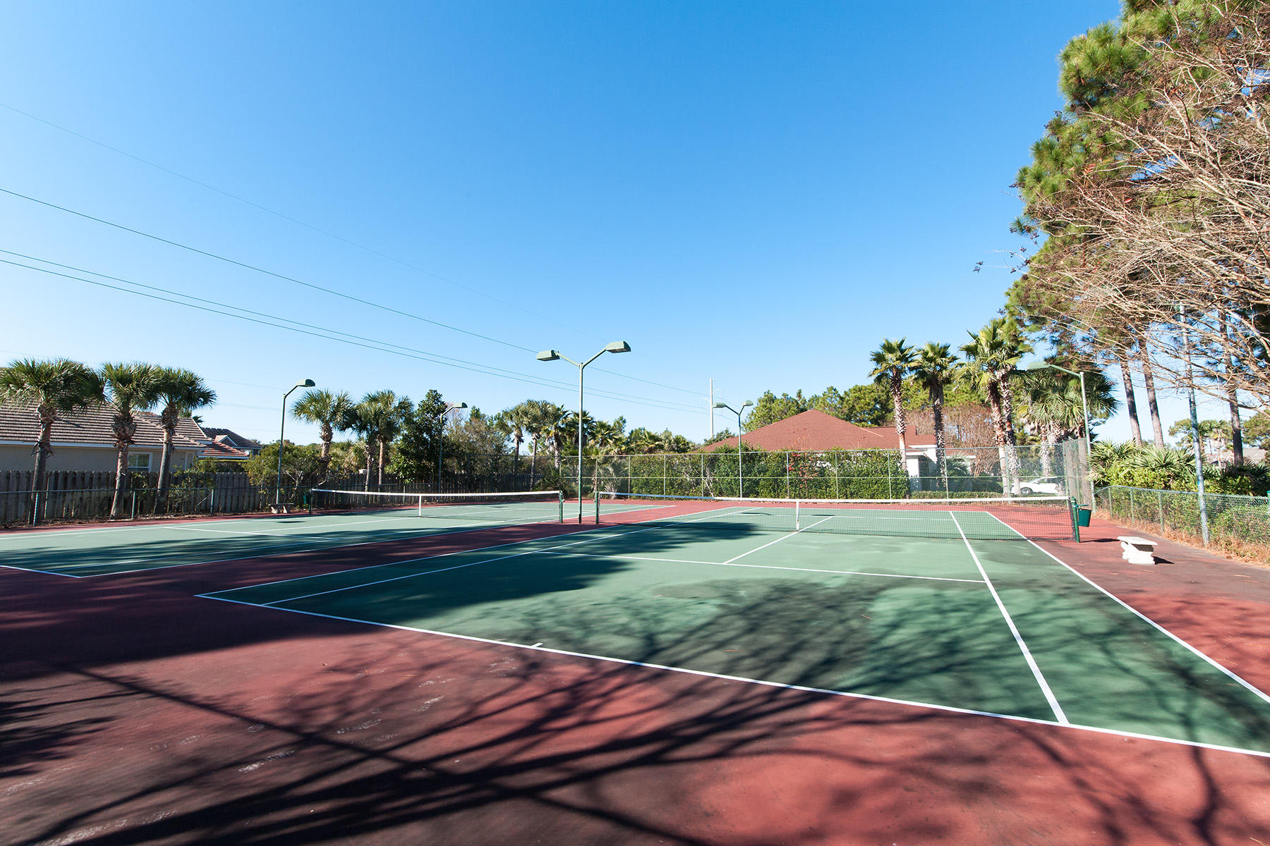 EMERALD LAKES PH 1 - Residential