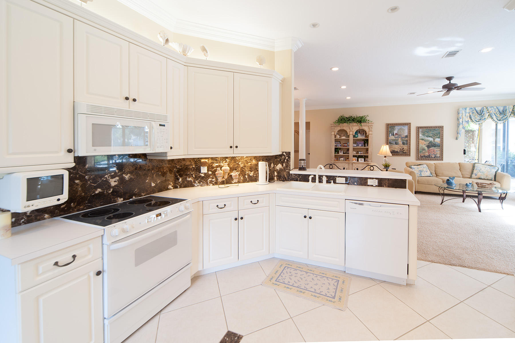 EMERALD LAKES PH 1 - Residential