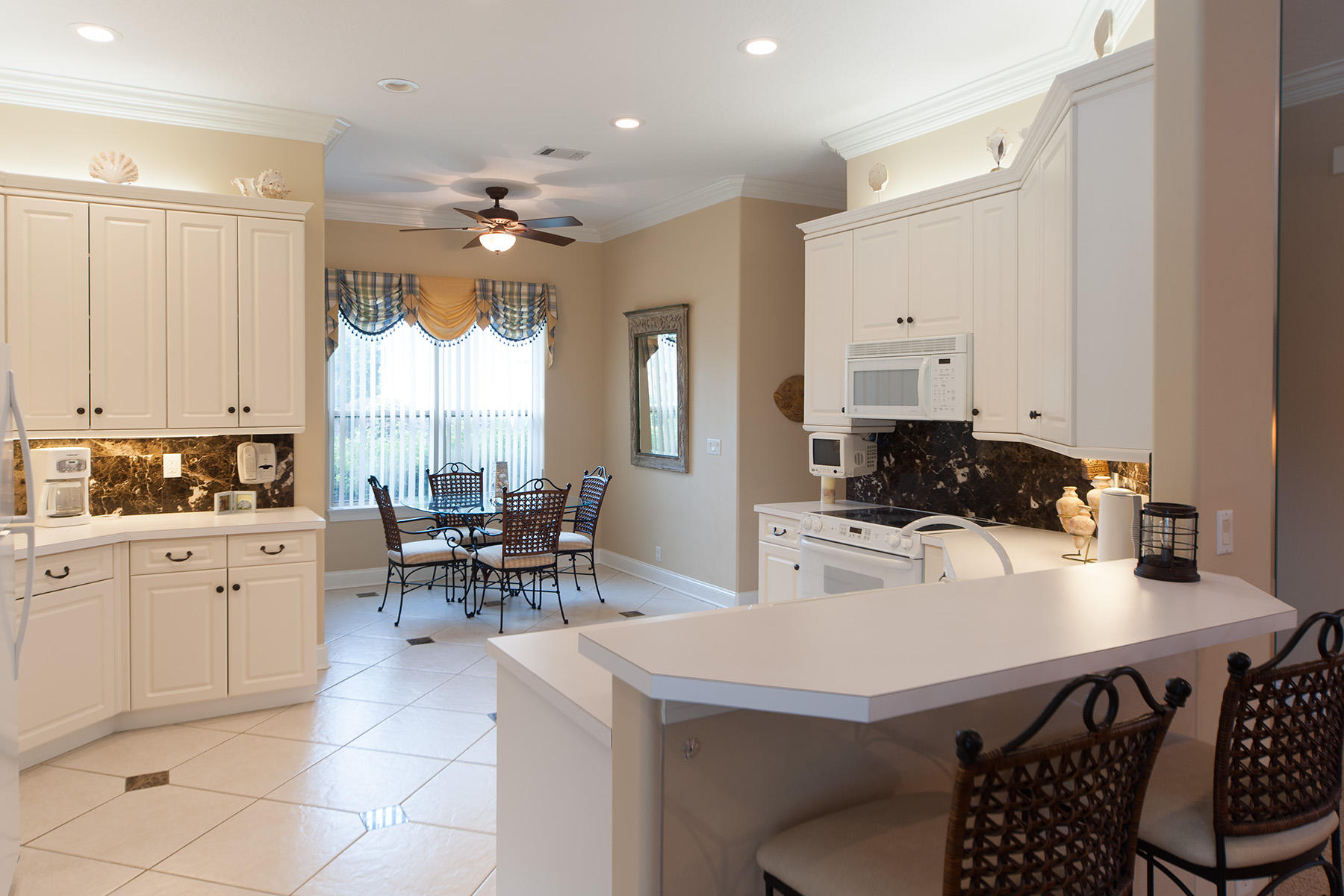 EMERALD LAKES PH 1 - Residential