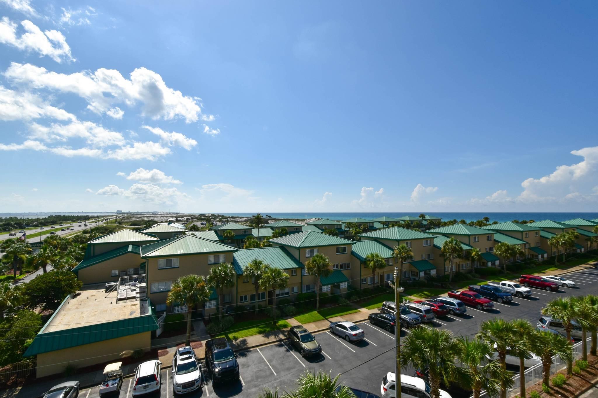 DESTIN WEST BEACH & BAY RESORT-GULFSIDE - Residential