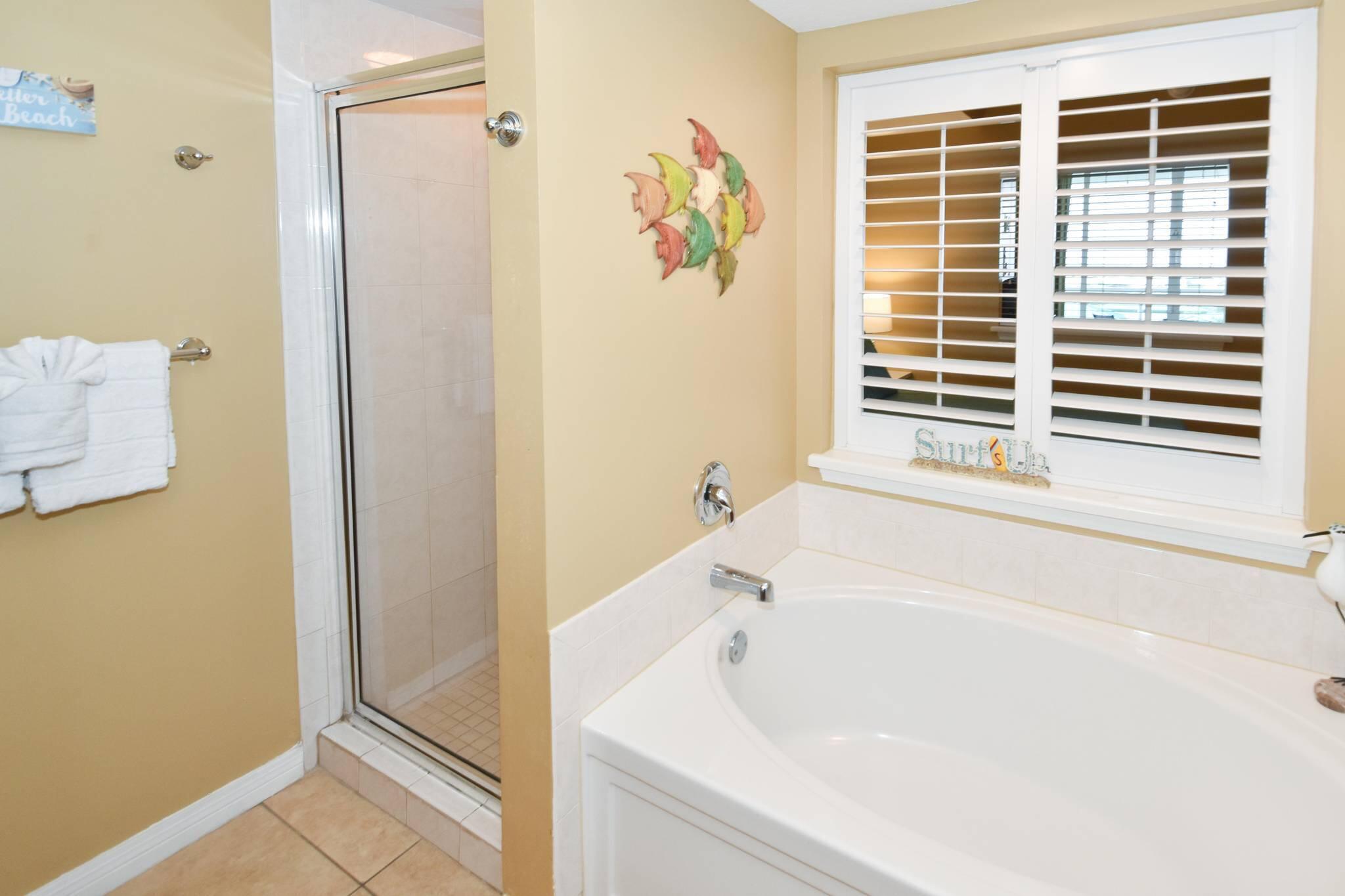 DESTIN WEST BEACH & BAY RESORT-GULFSIDE - Residential