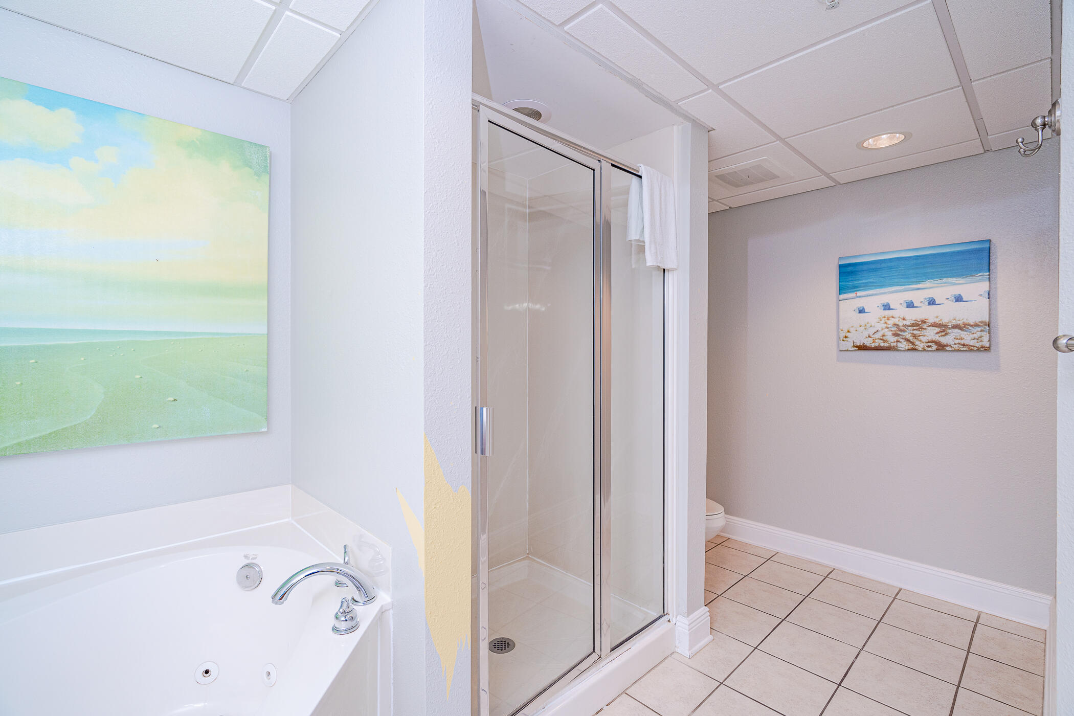 EMERALD BEACH PH 1 - Residential