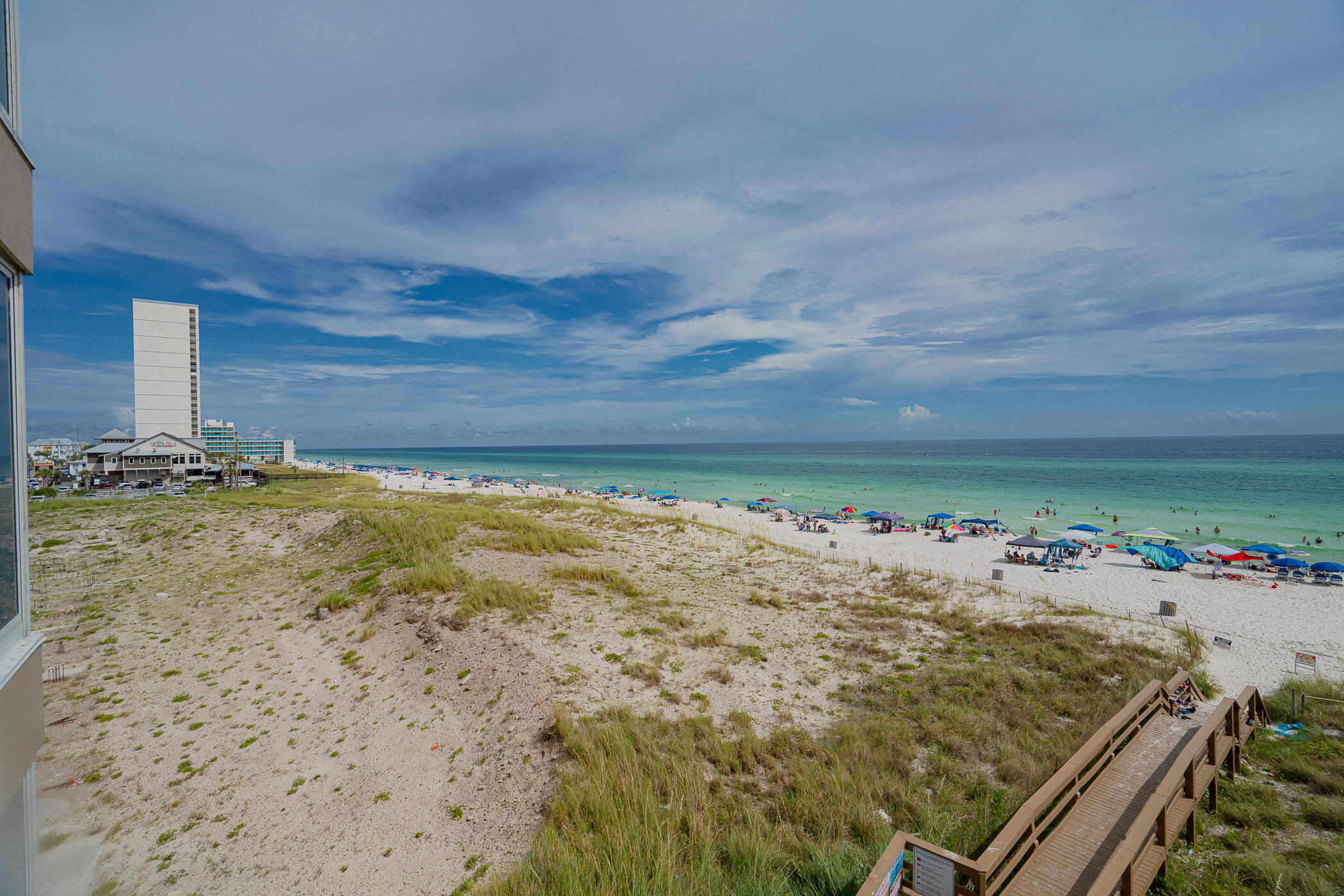 EMERALD BEACH PH 1 - Residential