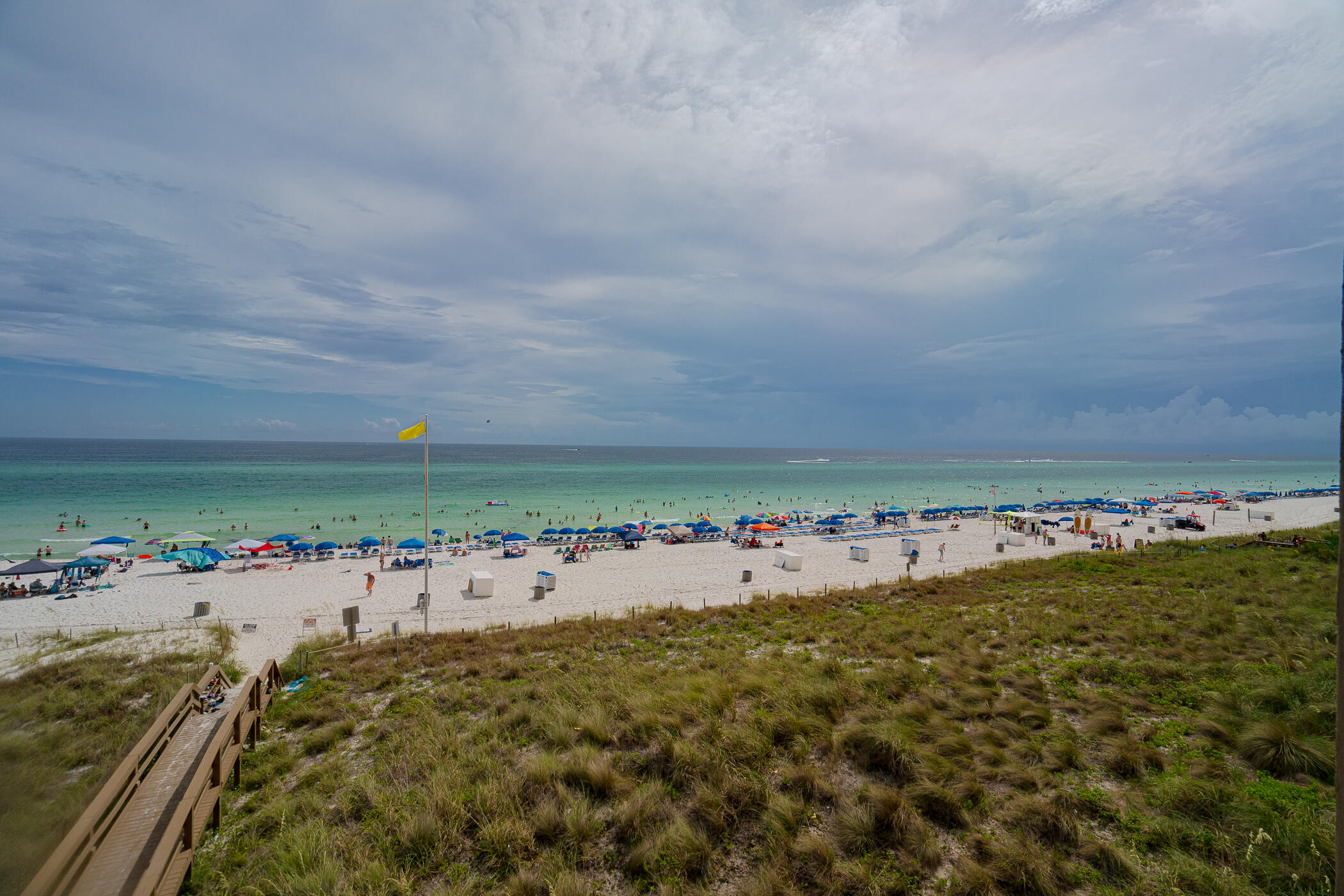 EMERALD BEACH PH 1 - Residential