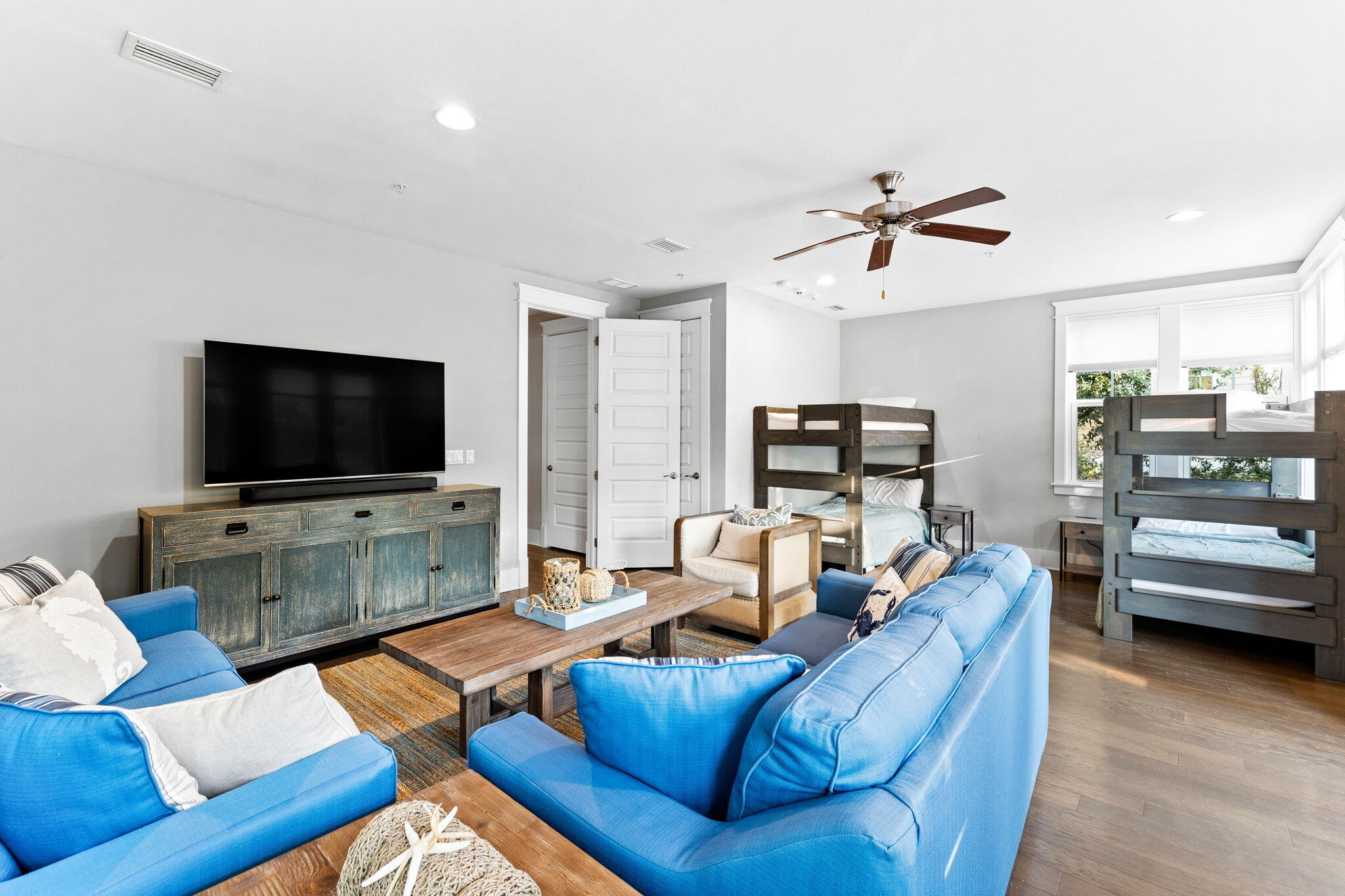 HIGHLAND PARKS - Residential