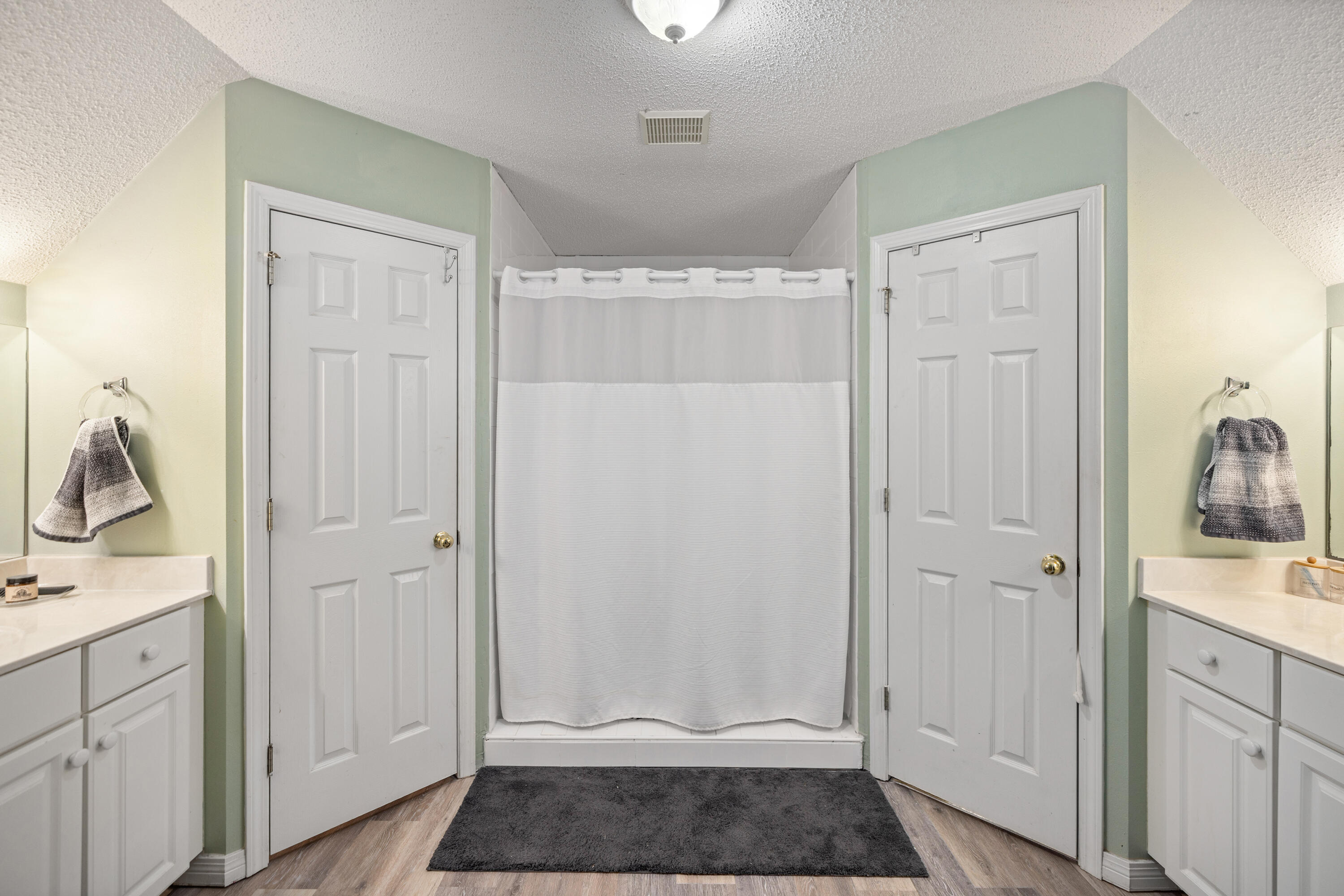 OLD BETHEL ESTATES PH I - Residential
