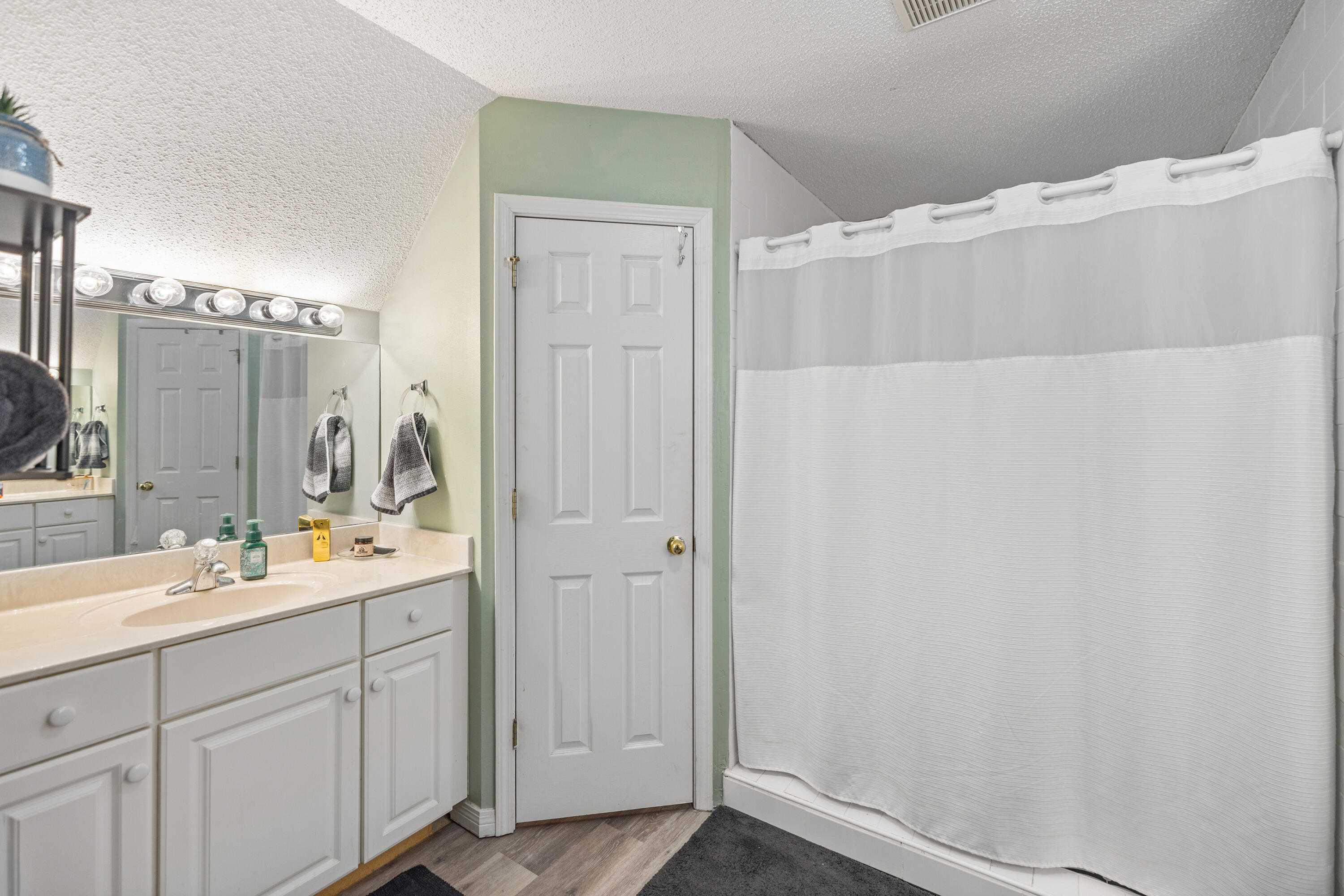 OLD BETHEL ESTATES PH I - Residential