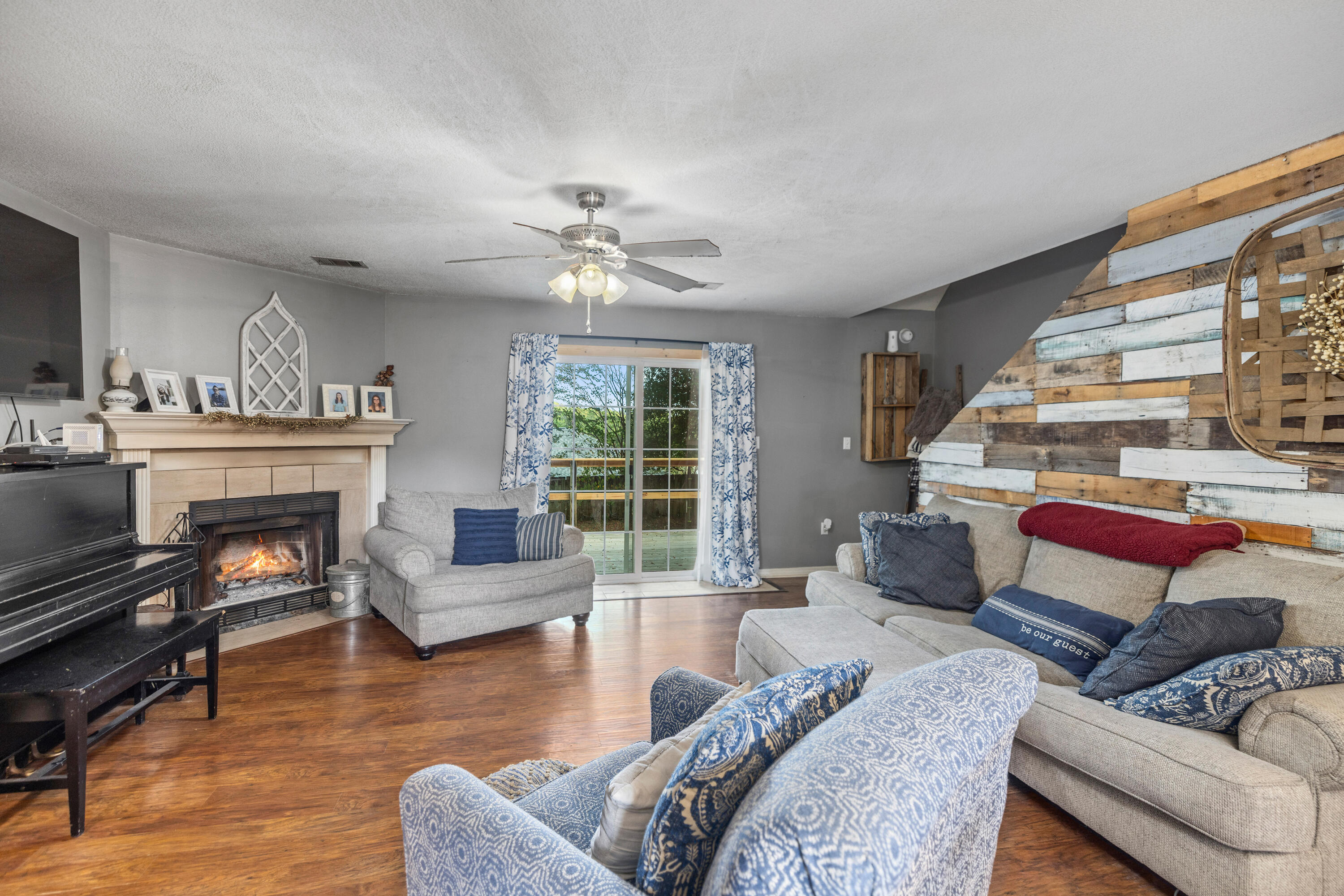OLD BETHEL ESTATES PH I - Residential