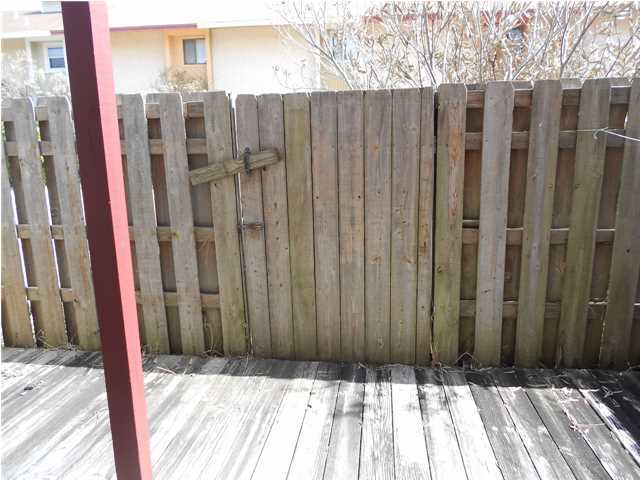 COQUINA VILLAS T/H - Residential