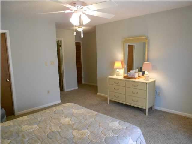 COQUINA VILLAS T/H - Residential