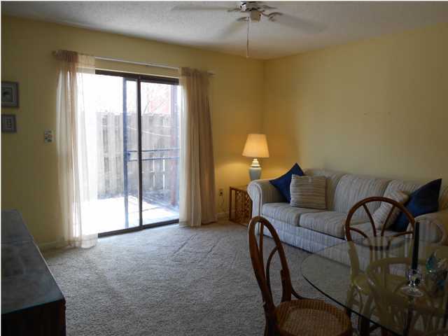 COQUINA VILLAS T/H - Residential