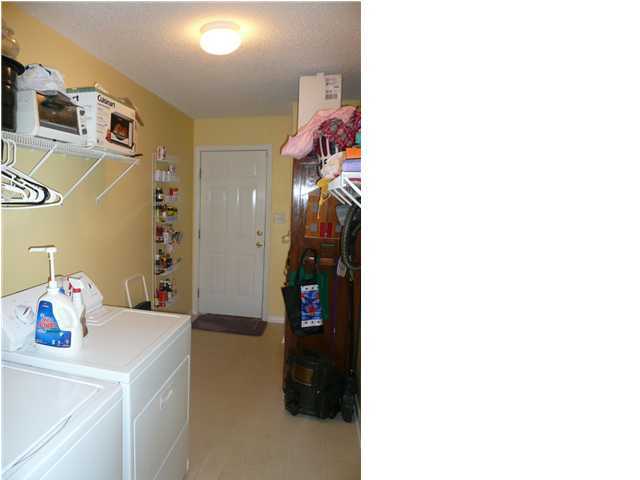 BROOKE ESTATES PH I - Residential