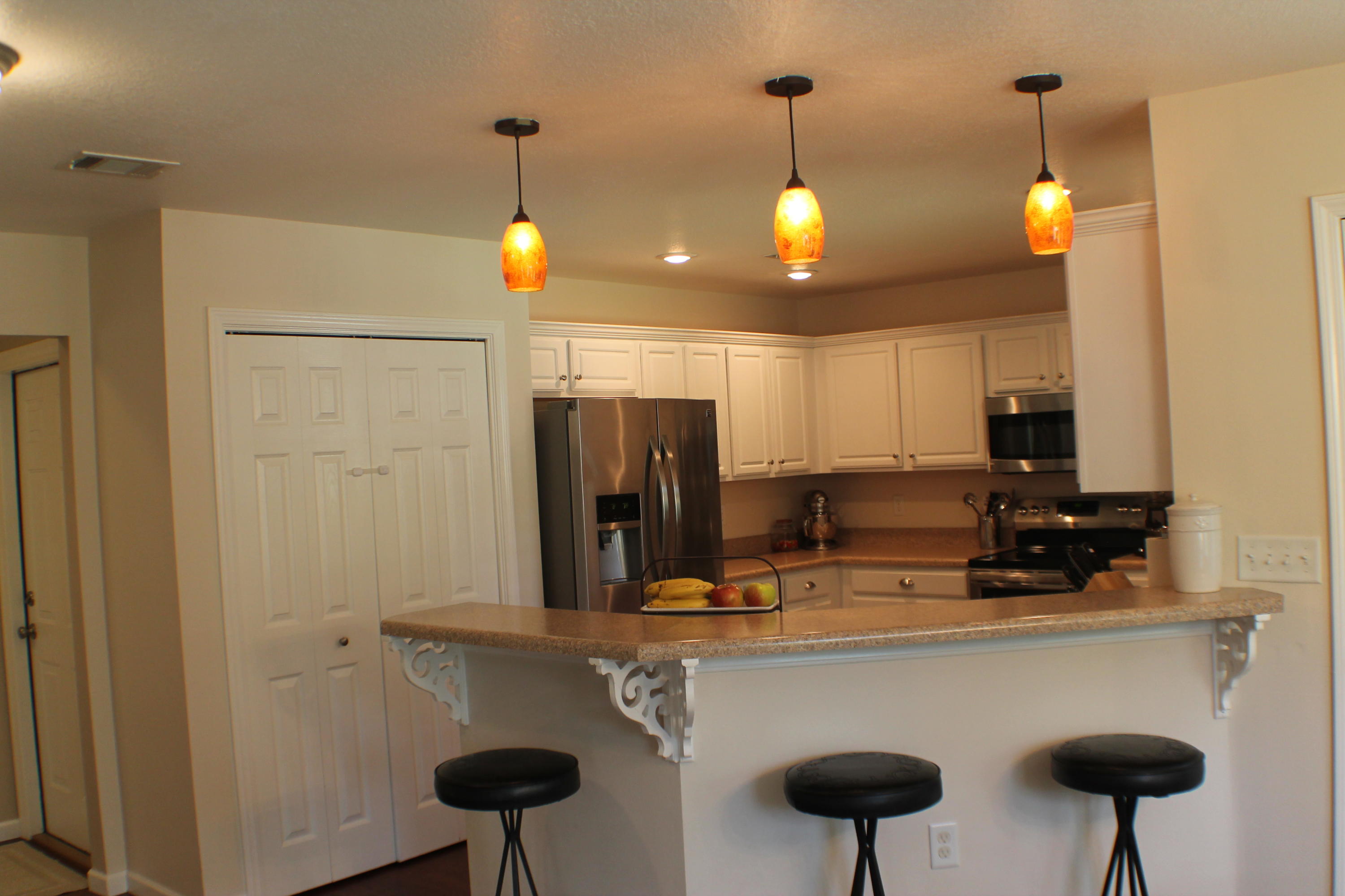 ROLLING HILLS ESTATES - Residential