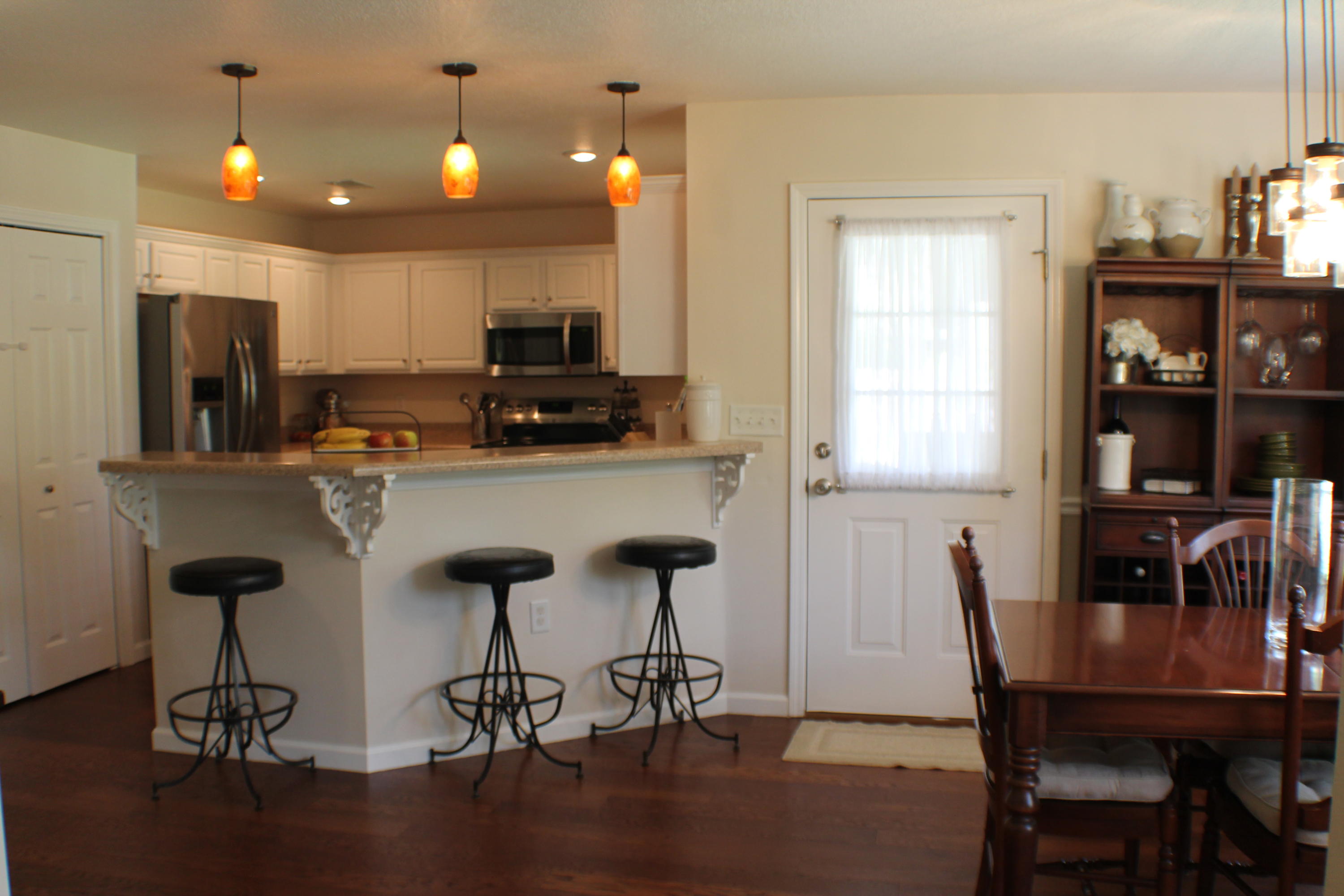 ROLLING HILLS ESTATES - Residential