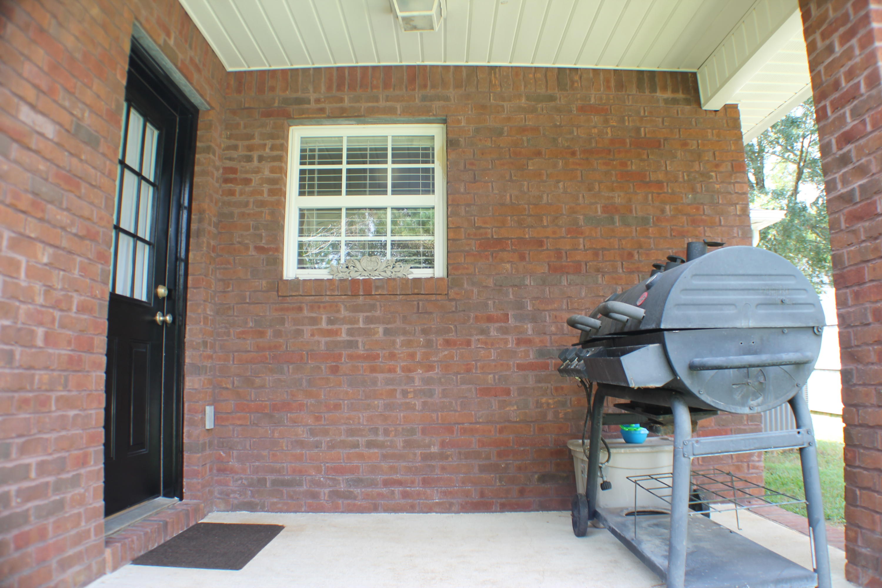 ROLLING HILLS ESTATES - Residential