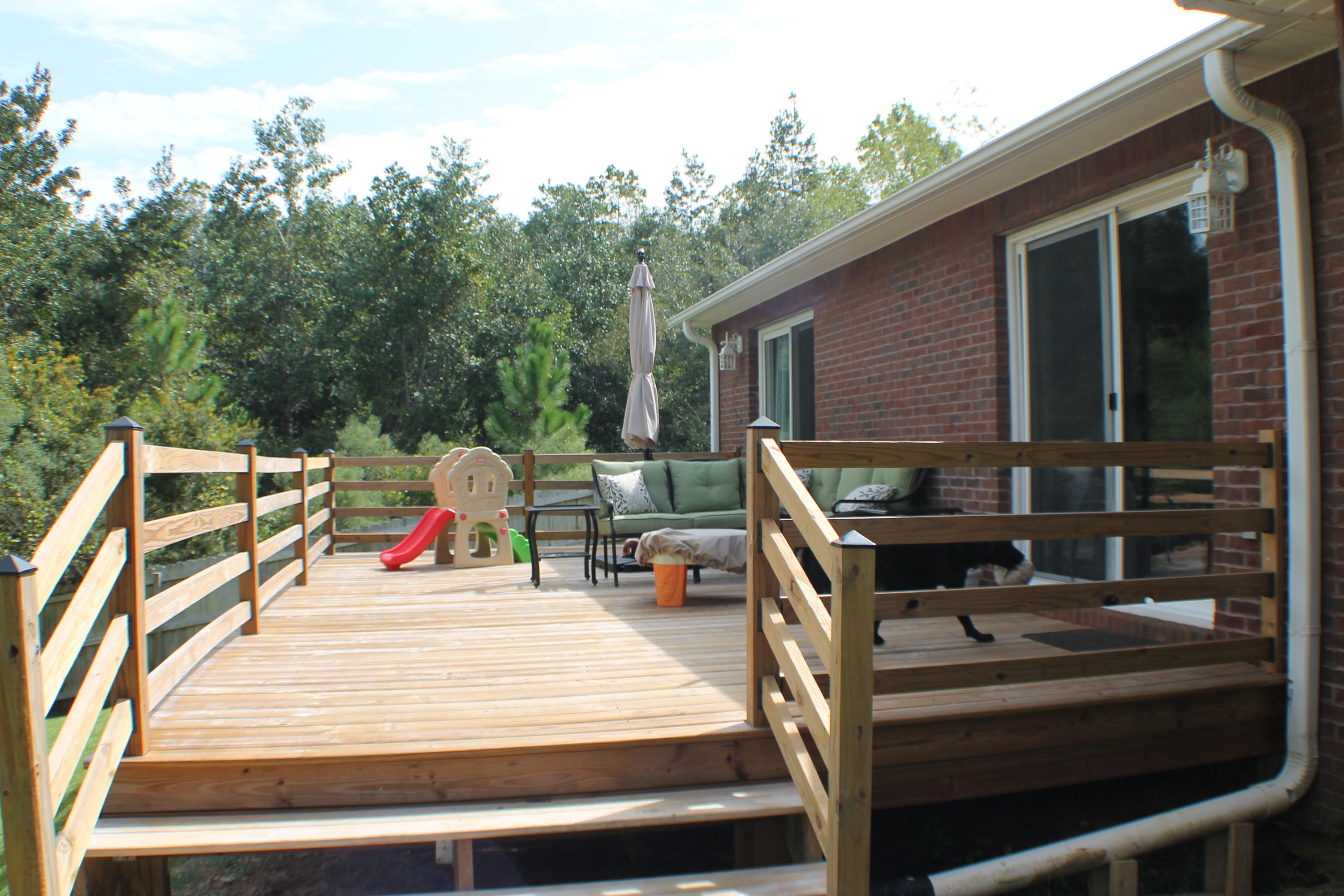 ROLLING HILLS ESTATES - Residential