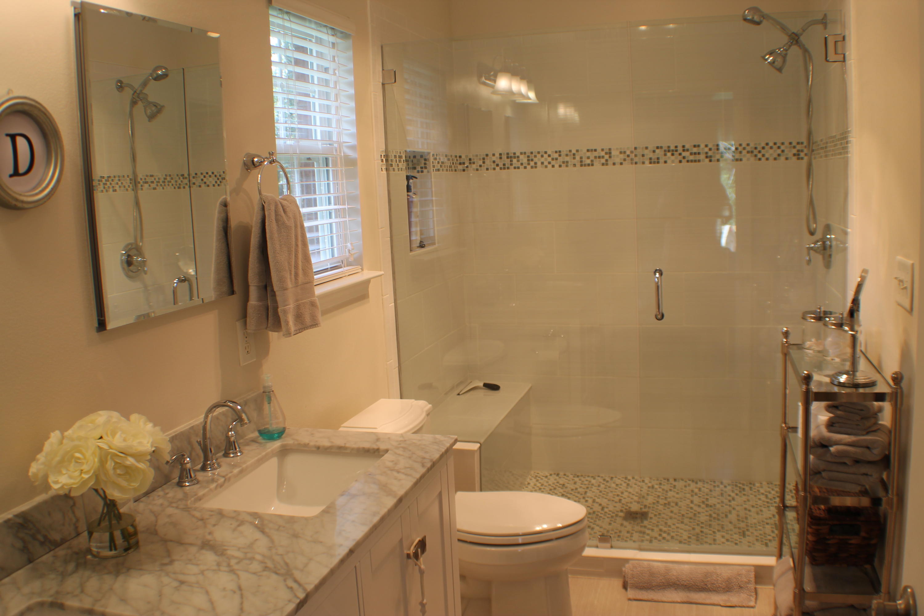 ROLLING HILLS ESTATES - Residential