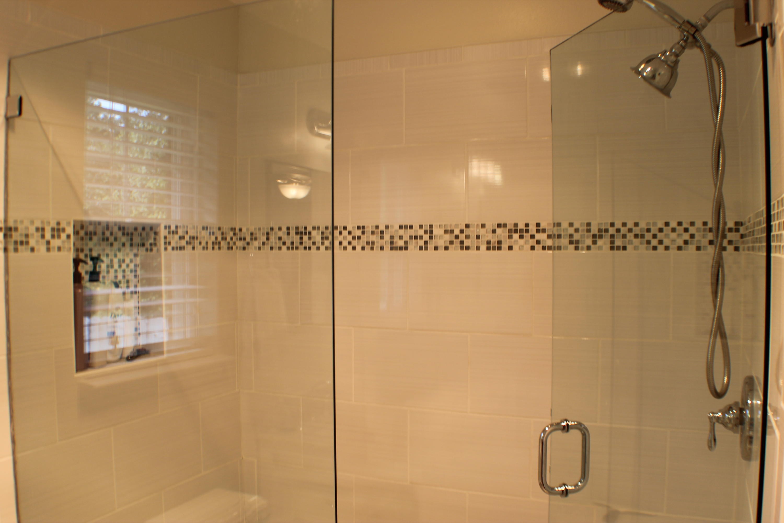 ROLLING HILLS ESTATES - Residential