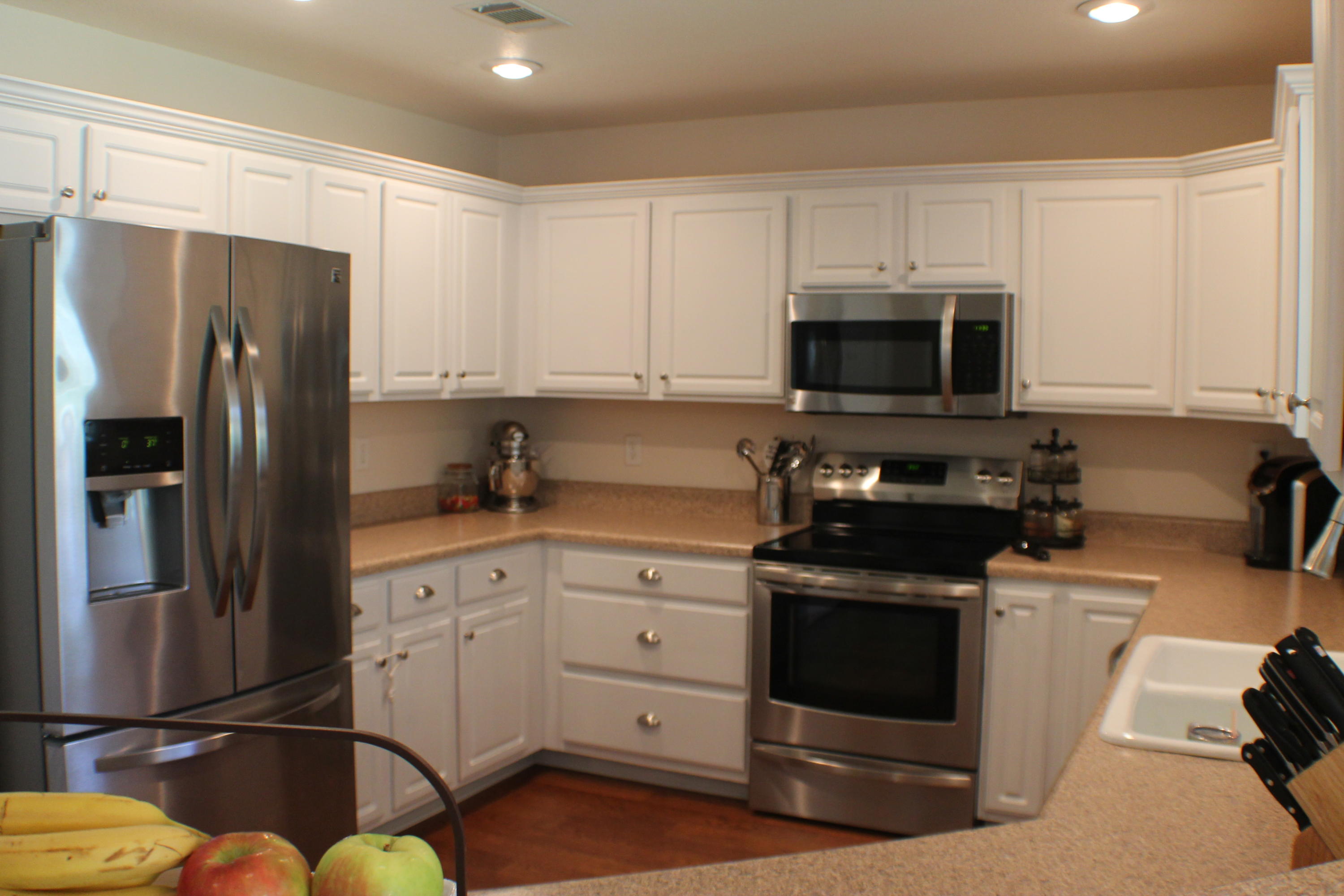 ROLLING HILLS ESTATES - Residential