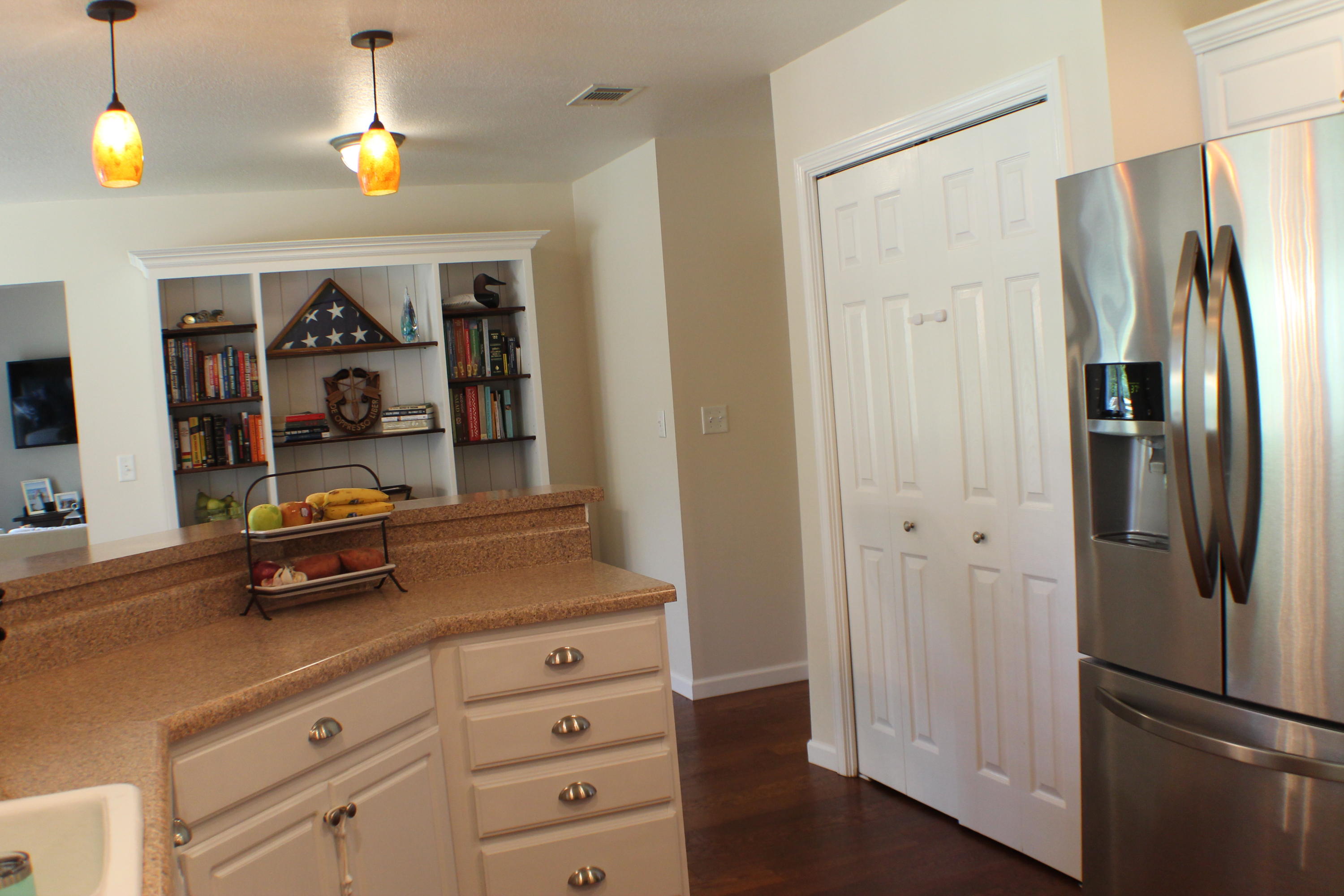 ROLLING HILLS ESTATES - Residential