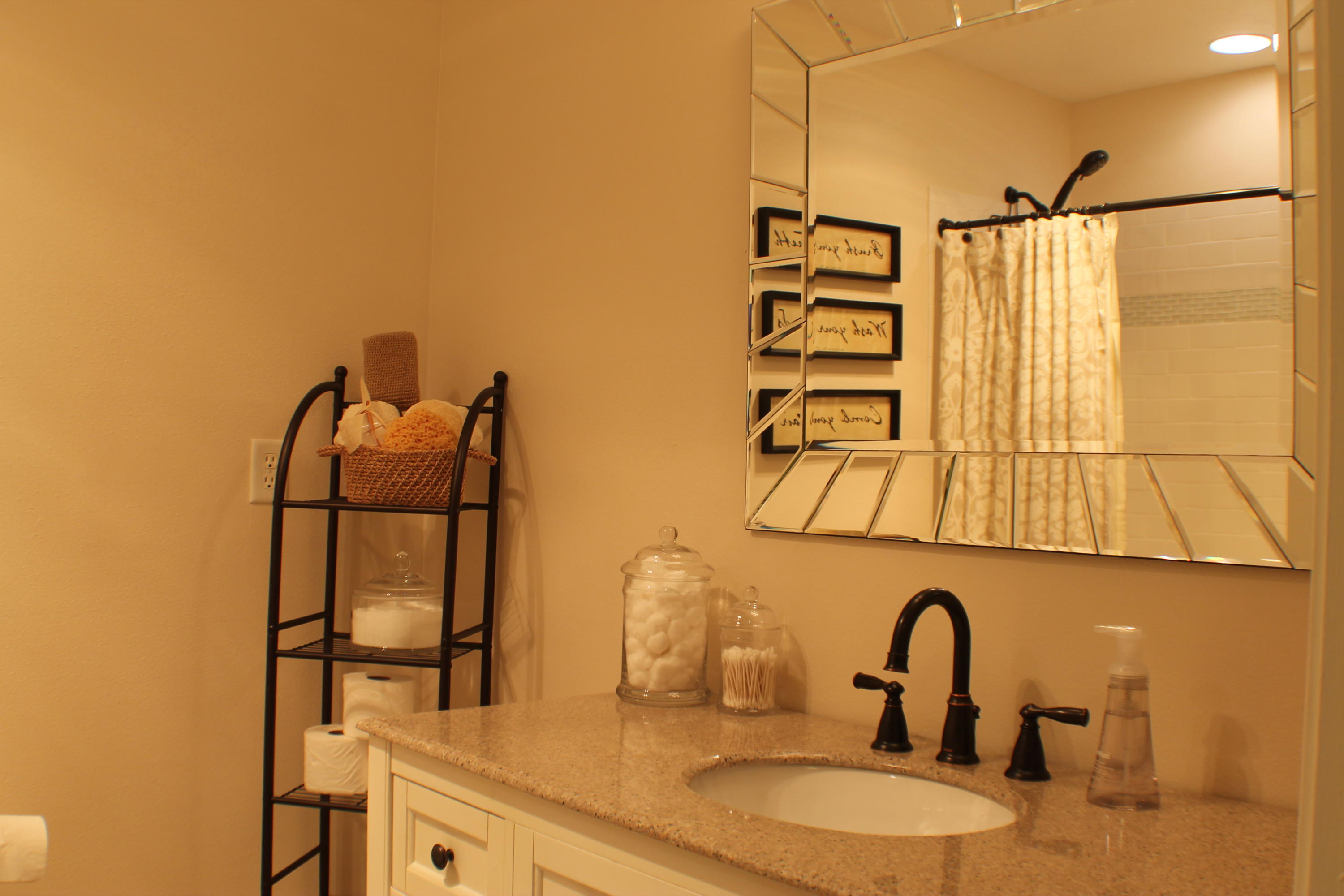 ROLLING HILLS ESTATES - Residential