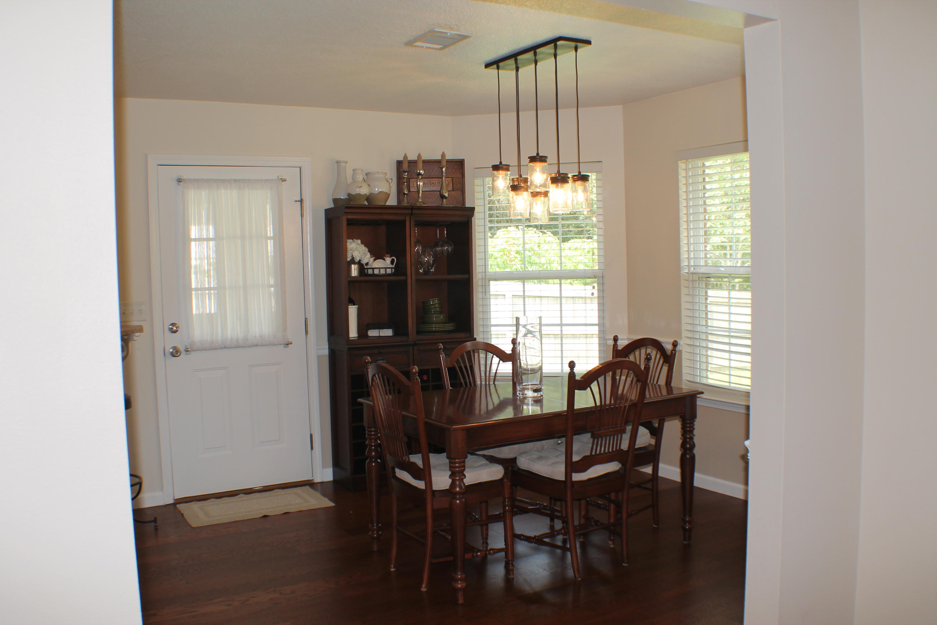 ROLLING HILLS ESTATES - Residential